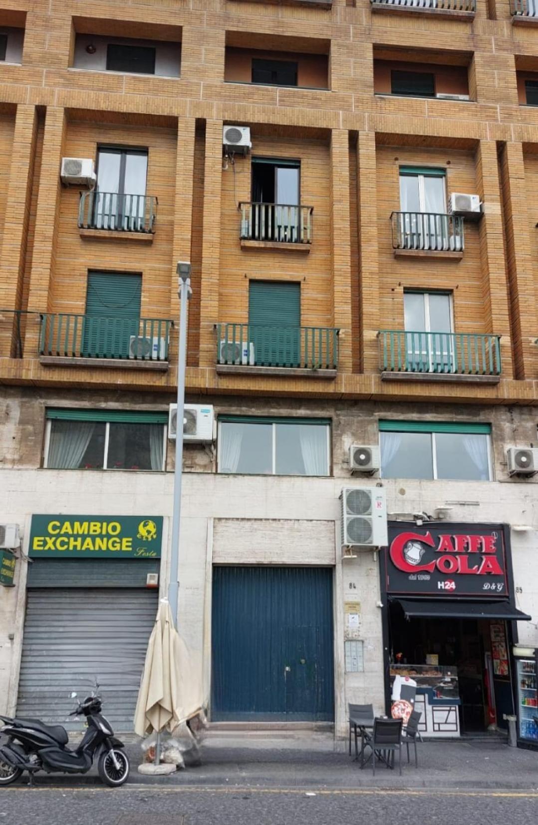 Angio Holiday Rooms Naples Exterior photo